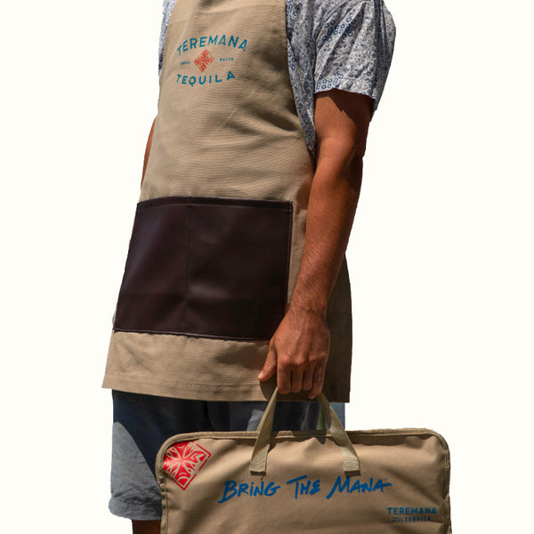 https://teremana.com/cdn/shop/products/apron_600x600_crop_center.jpg?v=1622644570